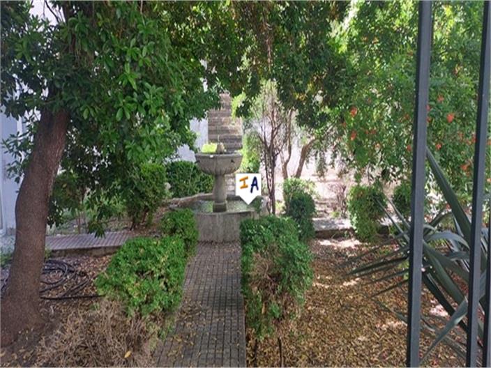 Image No.5-7 Bed House for sale