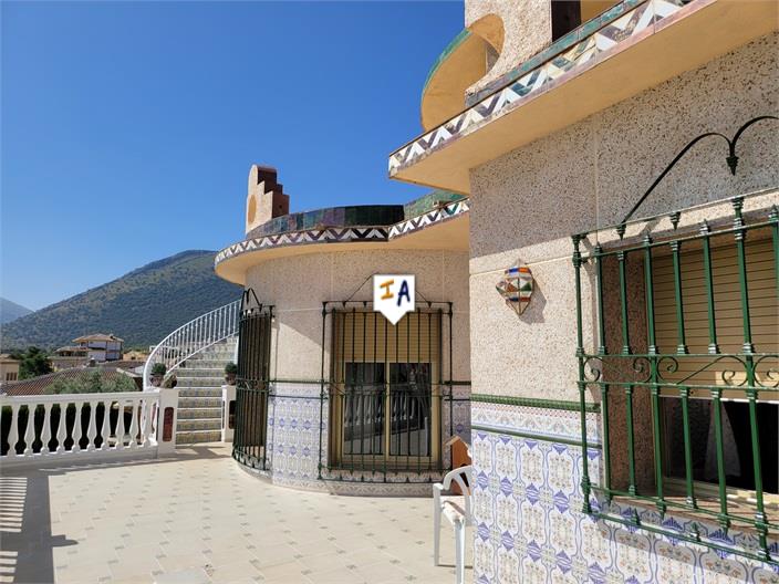 Image No.12-4 Bed Villa for sale