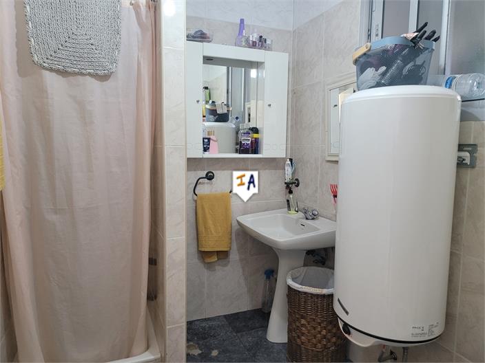 Image No.15-2 Bed Farmhouse for sale