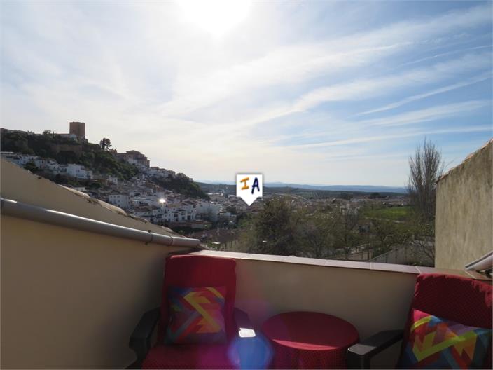 Image No.11-2 Bed House for sale