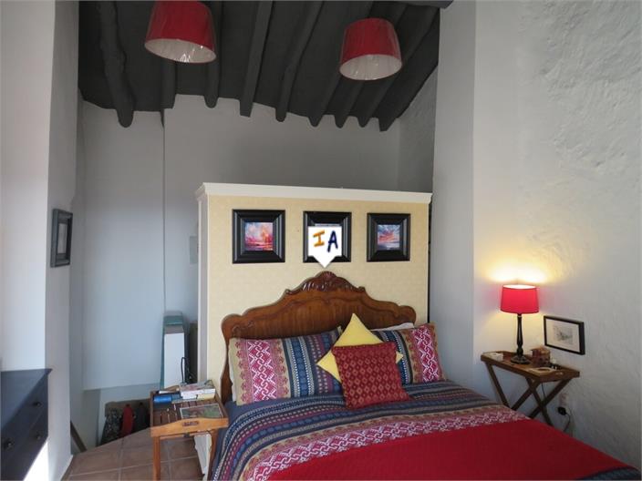 Image No.10-2 Bed House for sale