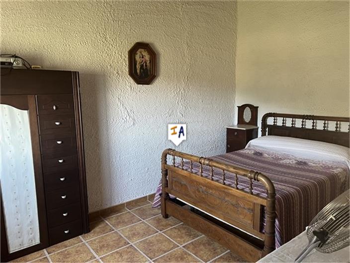 Image No.11-3 Bed Farmhouse for sale