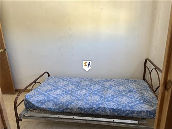 Image No.7-3 Bed House for sale