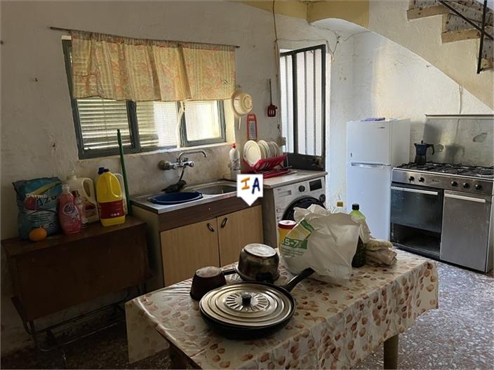 Image No.9-5 Bed House for sale