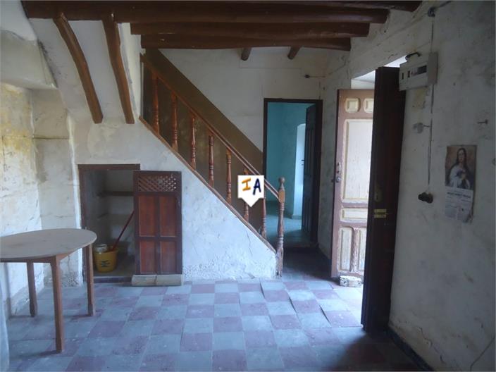 Image No.14-4 Bed Farmhouse for sale