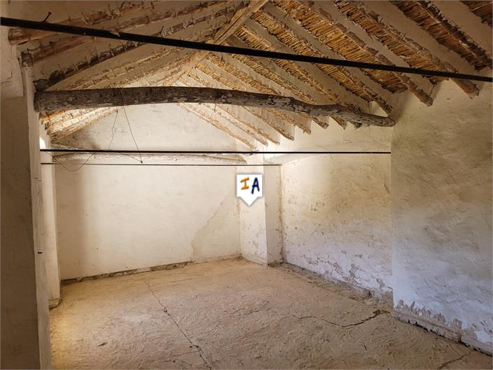 Image No.6-4 Bed Farmhouse for sale