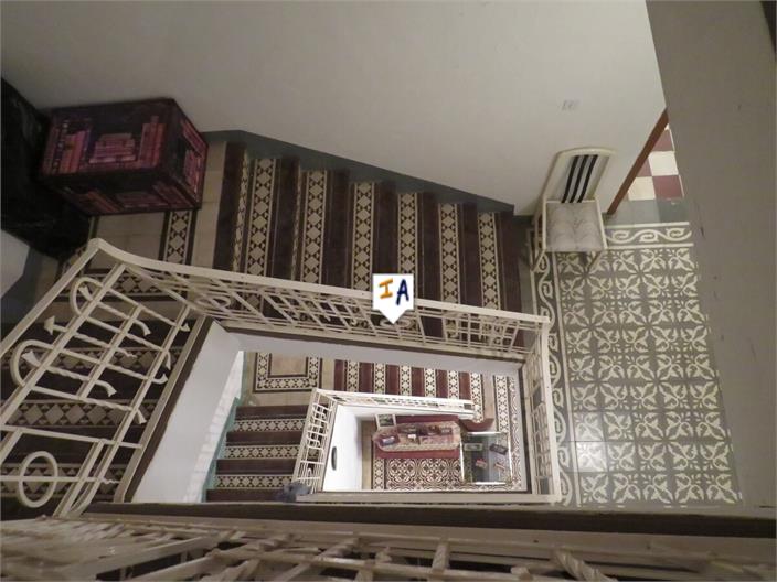 Image No.3-4 Bed House for sale