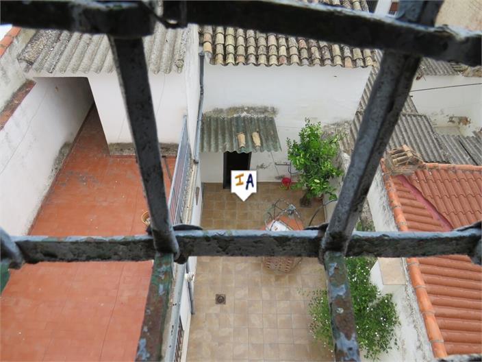 Image No.7-4 Bed House for sale