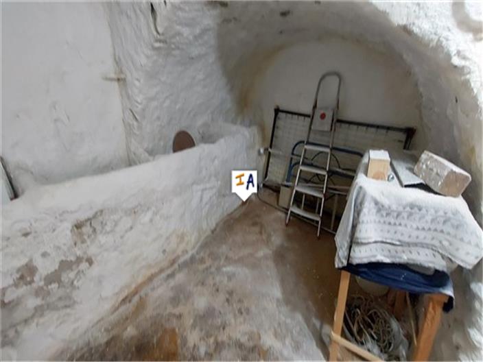 Image No.16-3 Bed House for sale