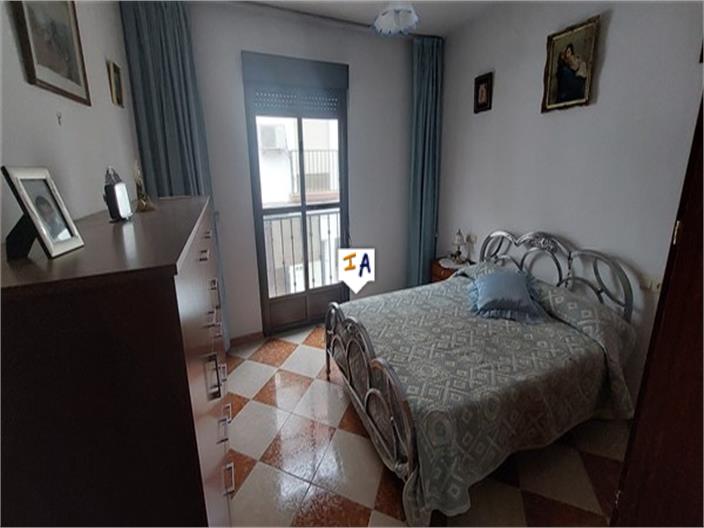 Image No.9-3 Bed House for sale