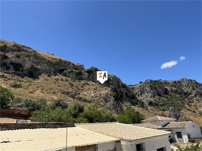 Image No.3-3 Bed House for sale