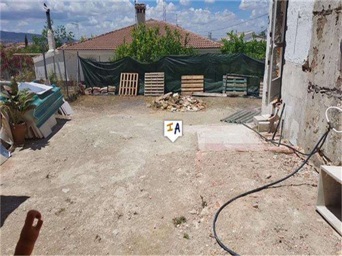 Image No.4-6 Bed House for sale