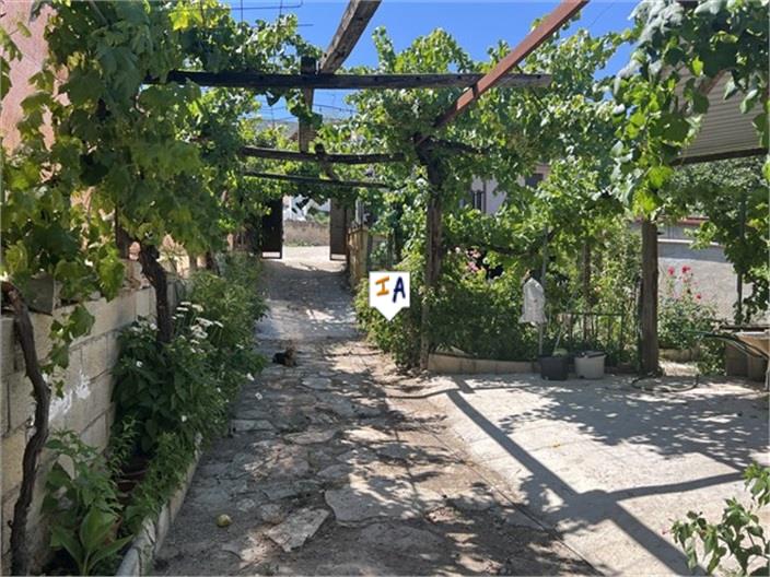 Image No.4-3 Bed Farmhouse for sale