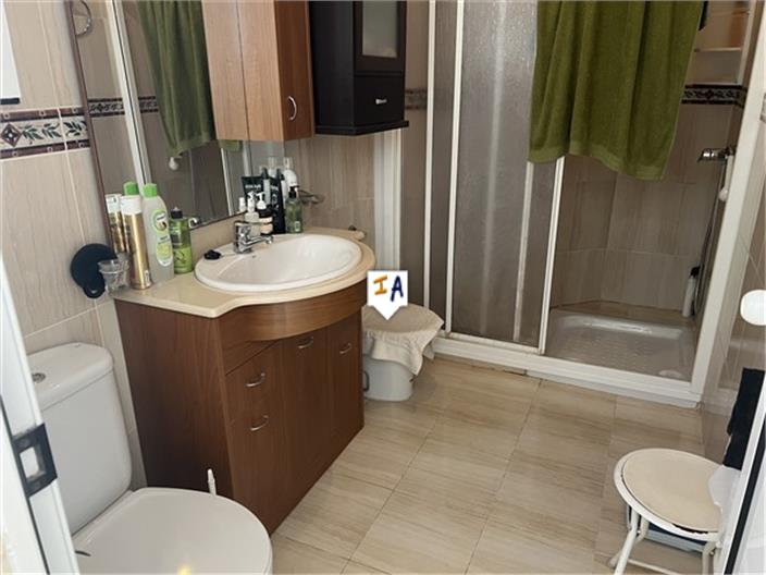 Image No.7-4 Bed House for sale