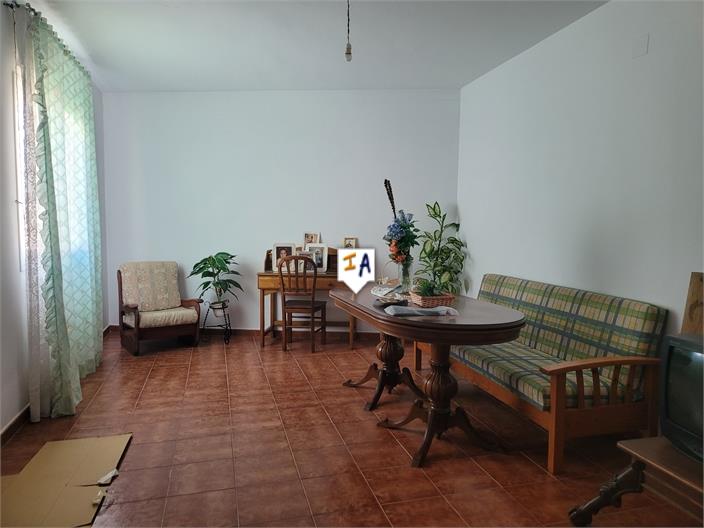 Image No.12-3 Bed House for sale