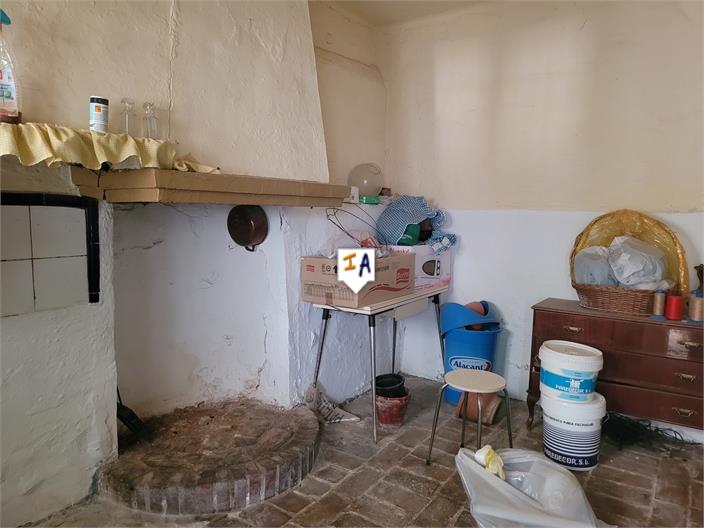 Image No.15-3 Bed House for sale