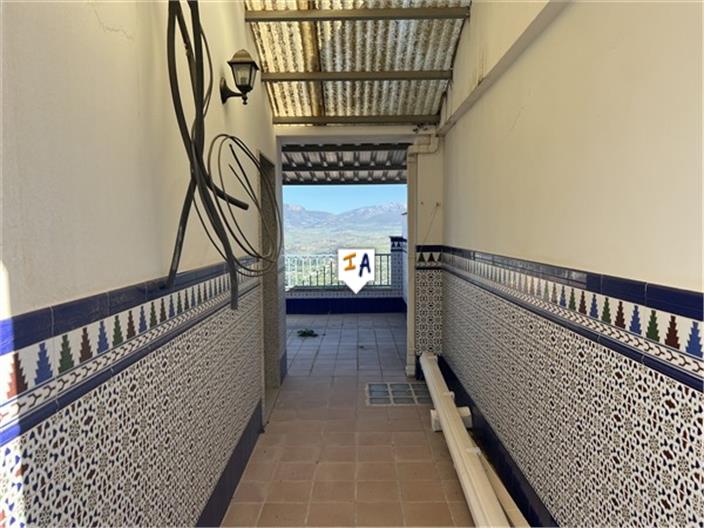 Image No.13-3 Bed House for sale