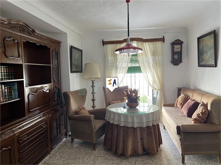 Image No.4-7 Bed House for sale