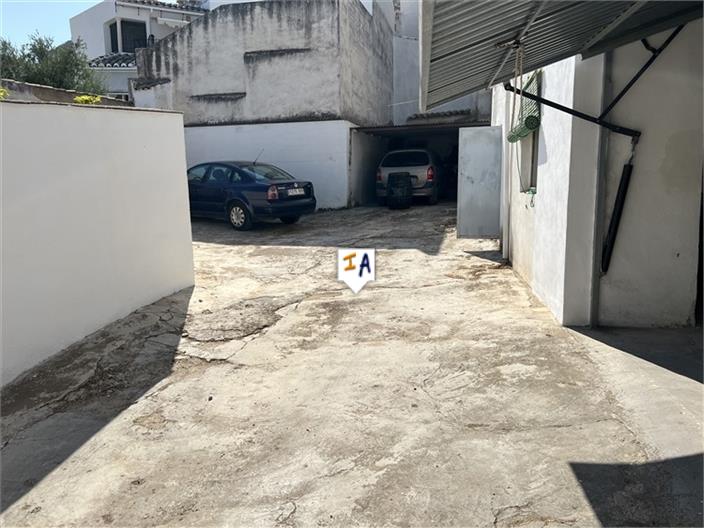 Image No.7-7 Bed House for sale