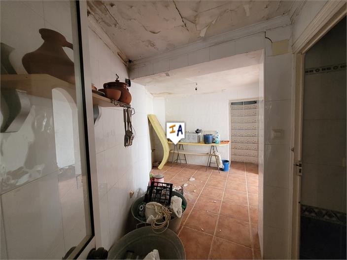 Image No.11-3 Bed House for sale