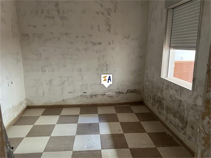 Image No.9-3 Bed House for sale