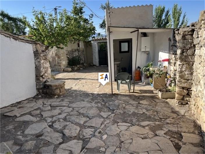 Image No.4-3 Bed Farmhouse for sale