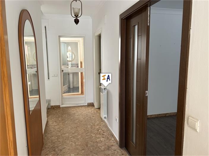 Image No.4-3 Bed House for sale