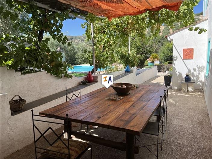 Image No.3-5 Bed Farmhouse for sale