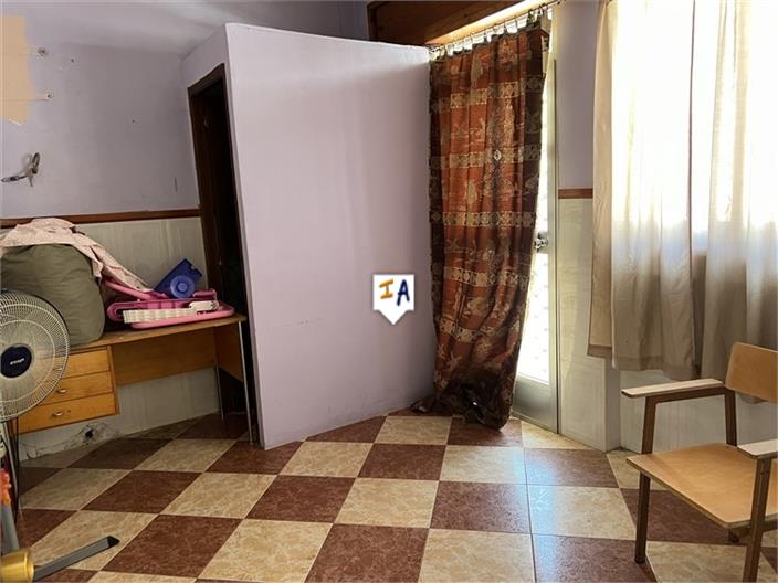 Image No.13-2 Bed Property for sale