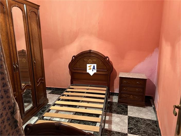 Image No.15-5 Bed Property for sale