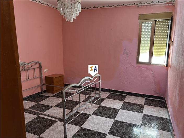 Image No.16-5 Bed Property for sale