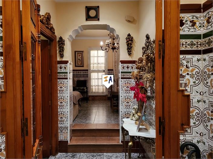 Image No.13-4 Bed House for sale