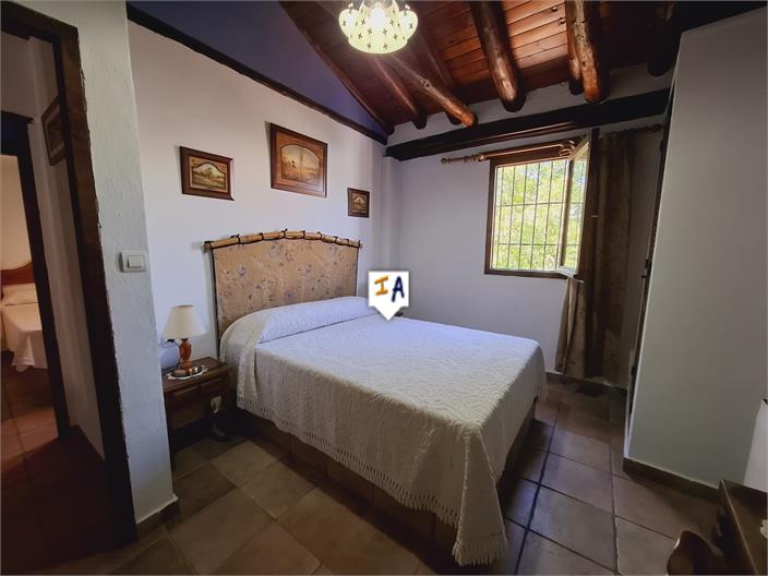 Image No.11-4 Bed House for sale