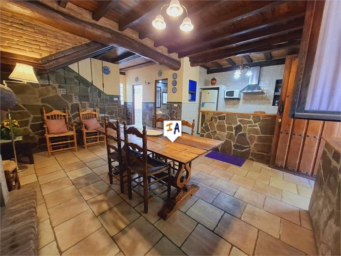 Image No.7-4 Bed House for sale