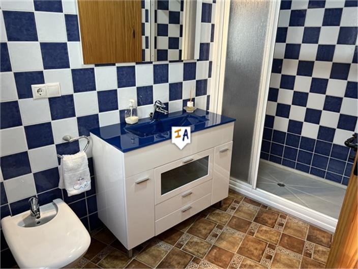 Image No.14-2 Bed House for sale