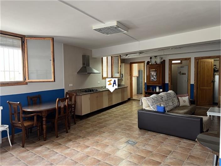 Image No.9-2 Bed House for sale