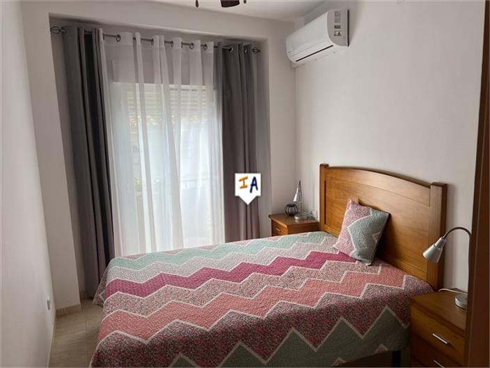 Image No.14-3 Bed House for sale