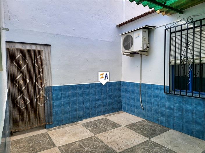 Image No.14-3 Bed House for sale