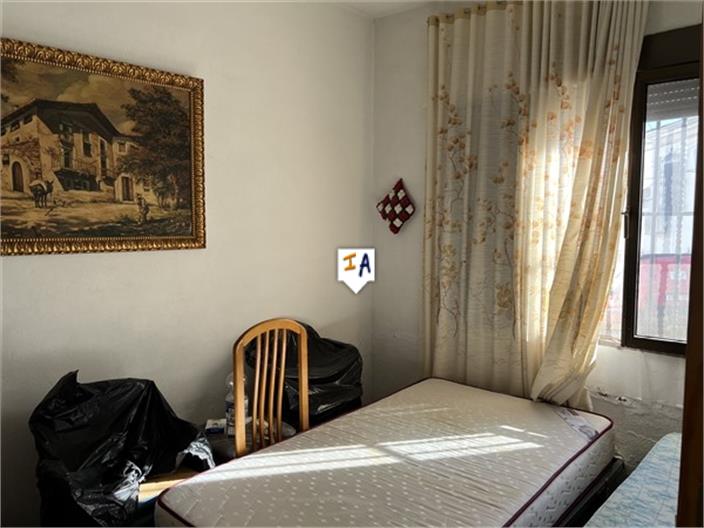 Image No.11-5 Bed House for sale