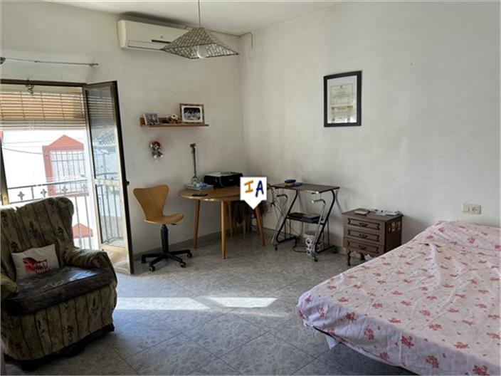 Image No.10-5 Bed House for sale