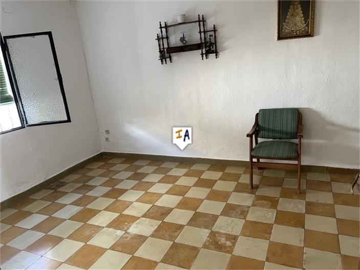 Image No.8-3 Bed House for sale