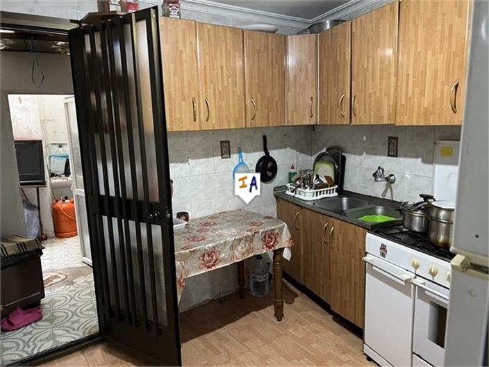 Image No.4-5 Bed House for sale