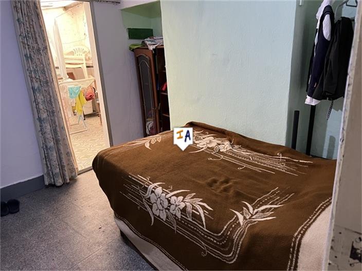 Image No.10-5 Bed House for sale