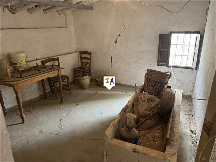 Image No.11-4 Bed Farmhouse for sale