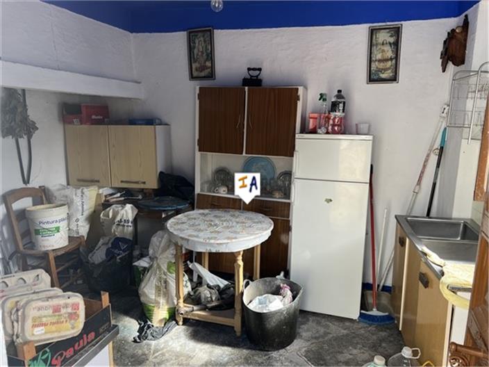 Image No.12-4 Bed Farmhouse for sale