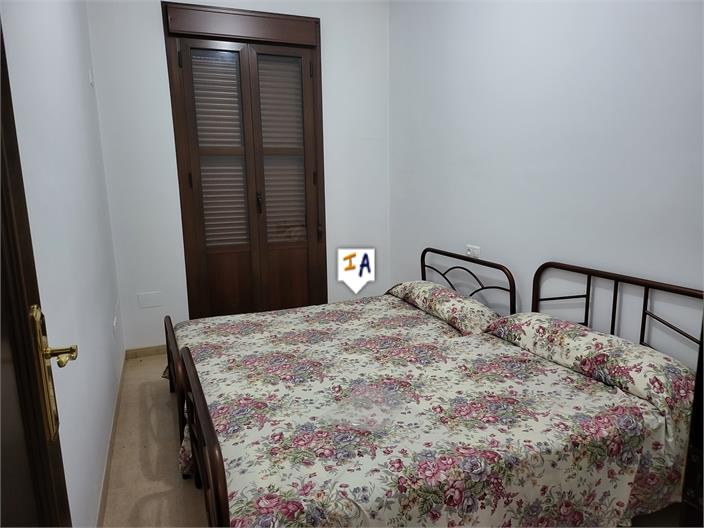 Image No.11-4 Bed House for sale