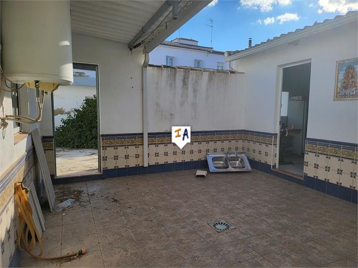 Image No.16-4 Bed House for sale