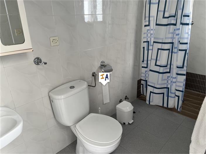 Image No.14-5 Bed House for sale