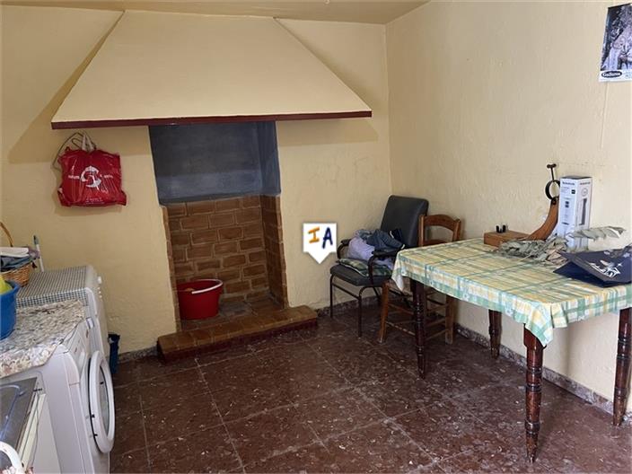 Image No.16-5 Bed House for sale