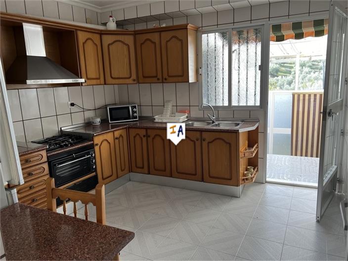 Image No.5-5 Bed House for sale